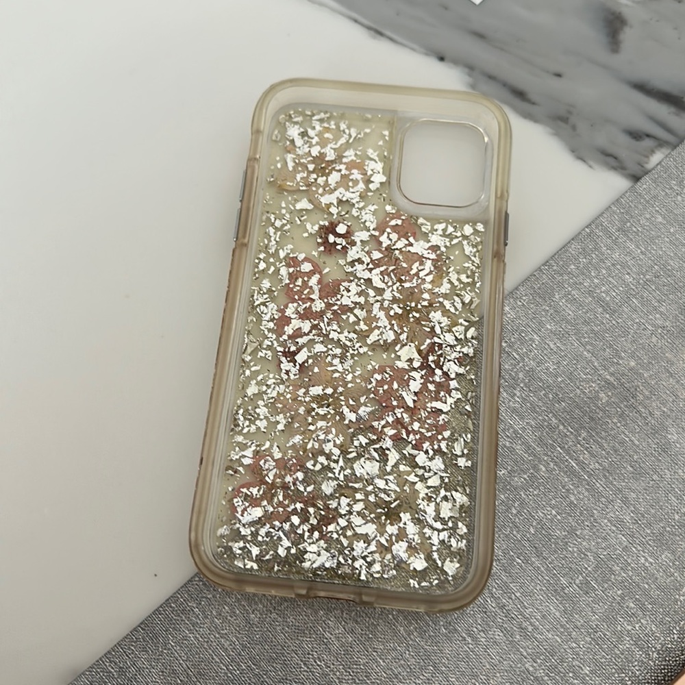 flower iphone 11 hard case
